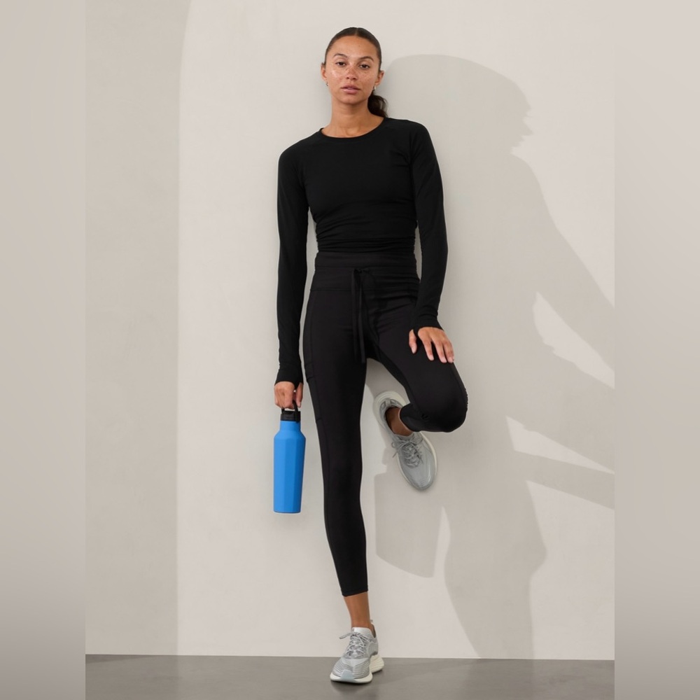 Athleta Rainier High Rise Cargo Legging // Black